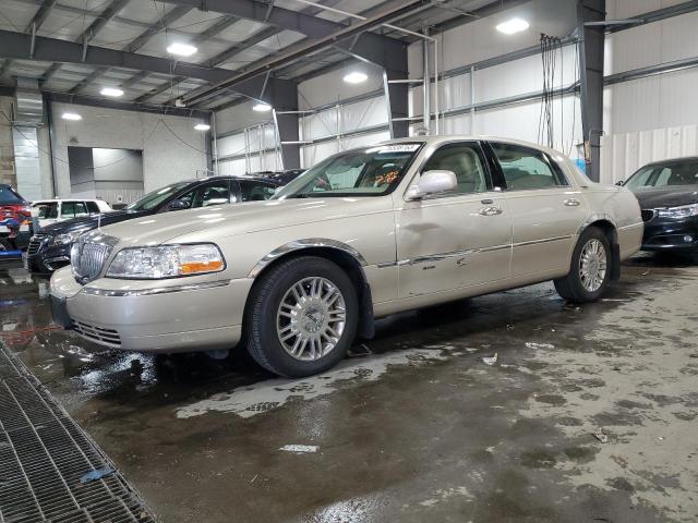 Photo 1 from auction – 2011 LINCOLN TOWN CAR S with VIN 2LNBL8CV1BX753574