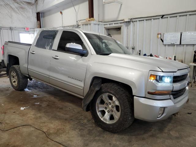 Photo 4 from auction – 2018 CHEVROLET SILVERADO with VIN 3GCUKREC7JG637421
