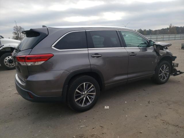 Photo 3 from auction – 2018 TOYOTA HIGHLANDER with VIN 5TDJZRFH9JS898334