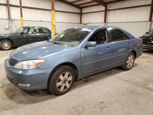 TOYOTA CAMRY LE 2004 with VIN 4T1BF32K74U567680 - Photo from auction