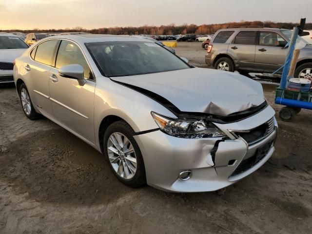 Photo 4 from auction – 2013 LEXUS ES 300H with VIN JTHBW1GG9D2028498
