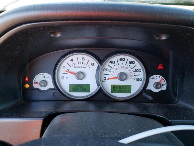 Photo 9 from auction – 2005 FORD ESCAPE LIM with VIN 1FMCU04105KB94198