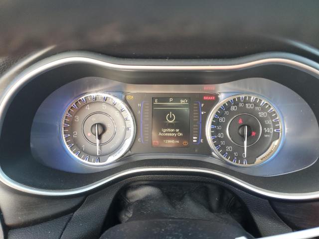 Photo 9 from auction – 2015 CHRYSLER 200 with VIN 1C3CCCAB2FN720244