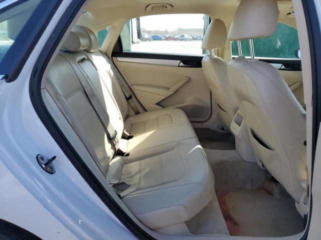 Photo 10 from auction – 2012 VOLKSWAGEN PASSAT SE with VIN 1VWBP7A32CC010096
