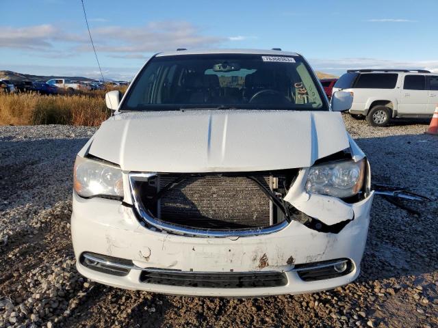 Photo 5 from auction – 2013 CHRYSLER TOWN & COU with VIN 2C4RC1BG2DR690201