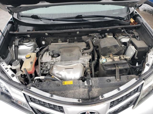 Photo 11 from auction – 2015 TOYOTA RAV4 LE with VIN 2T3ZFREVXFW195933