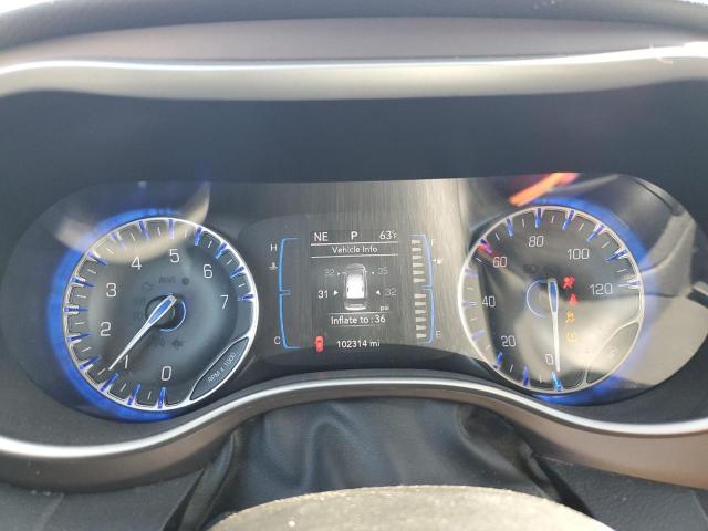 Photo 9 from auction – 2017 CHRYSLER PACIFICA T with VIN 2C4RC1DG5HR587423