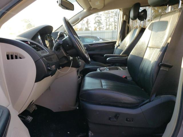 Photo 7 from auction – 2016 CHRYSLER TOWN & COU with VIN 2C4RC1BG4GR292623