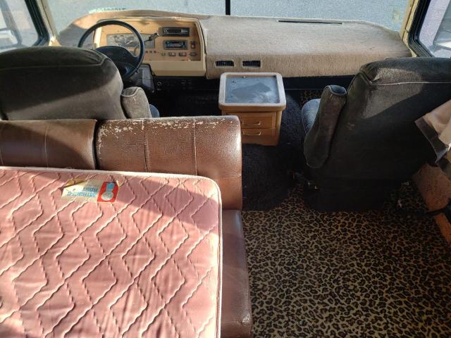Photo 5 from auction – 1996 FLEETWOOD BOUNDER with VIN 3FCMF53G7TJA07620