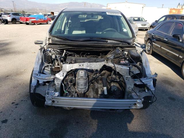Photo 5 from auction – 2016 HONDA CR-V SE with VIN 2HKRM3H44GH556488