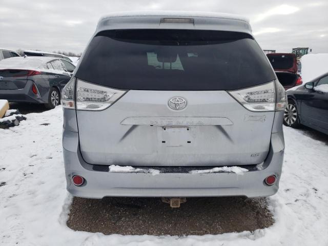 Photo 6 from auction – 2016 TOYOTA SIENNA SE with VIN 5TDXK3DC6GS724670