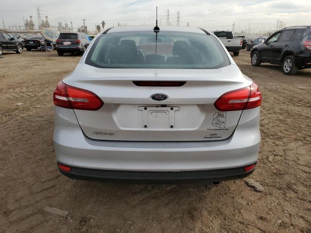 Photo 6 from auction – 2015 FORD FOCUS SE with VIN 1FADP3F27FL242904