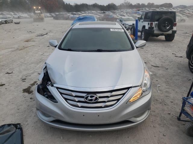 Photo 5 from auction – 2013 HYUNDAI SONATA SE with VIN 5NPEC4AC2DH781092