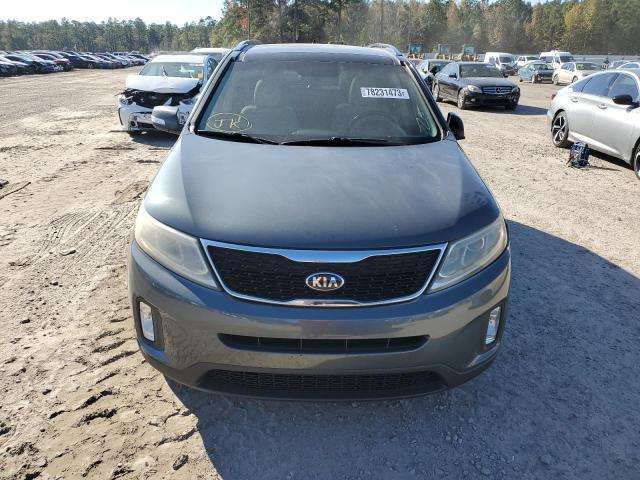 Photo 5 from auction – 2014 KIA SORENTO EX with VIN 5XYKU4A74EG428526