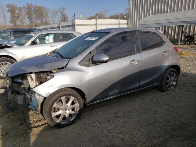 MAZDA MAZDA2 2013 with VIN JM1DE1LY3D0161216 - Photo from auction