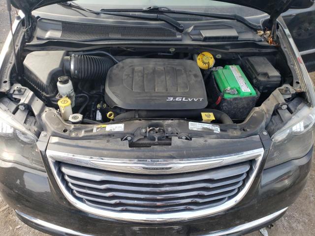 Photo 12 from auction – 2015 CHRYSLER TOWN & COU with VIN 2C4RC1HG5FR554123