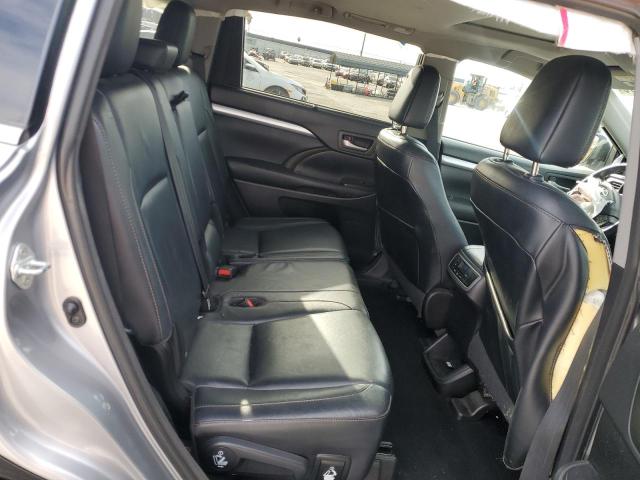 Photo 11 from auction – 2016 TOYOTA HIGHLANDER with VIN 5TDKKRFH2GS187219