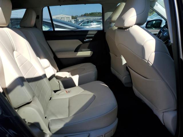 Photo 11 from auction – 2021 TOYOTA HIGHLANDER with VIN 5TDGZRBH5MS548168