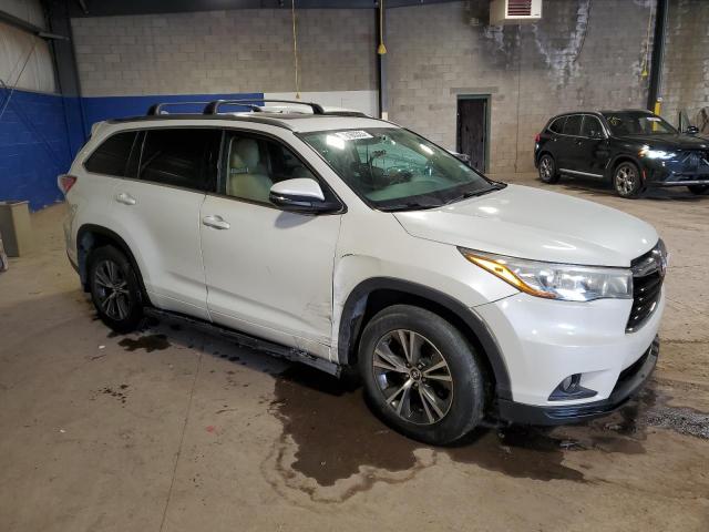 Photo 4 from auction – 2016 TOYOTA HIGHLANDER with VIN 5TDKKRFH6GS182881