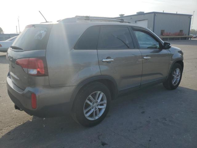 Photo 3 from auction – 2015 KIA SORENTO LX with VIN 5XYKT4A73FG609282