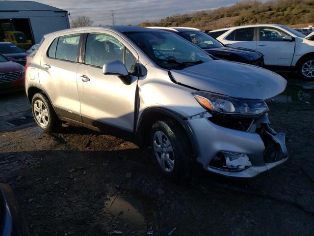 Photo 4 from auction – 2018 CHEVROLET TRAX LS with VIN 3GNCJKSB5JL219715