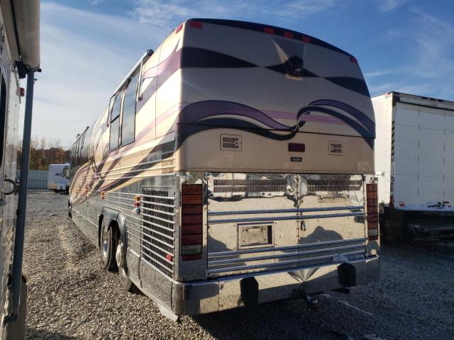 Photo 3 from auction – 1999 PREVOST BUS with VIN 2PCM3349XX1026722