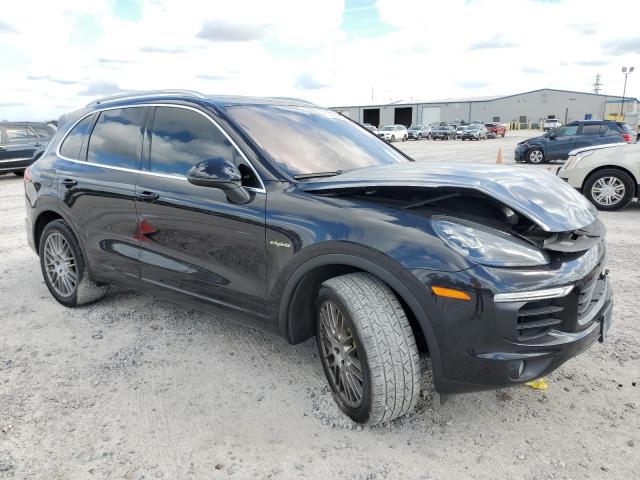 Photo 4 from auction – 2016 PORSCHE CAYENNE SE with VIN WP1AE2A23GLA64848