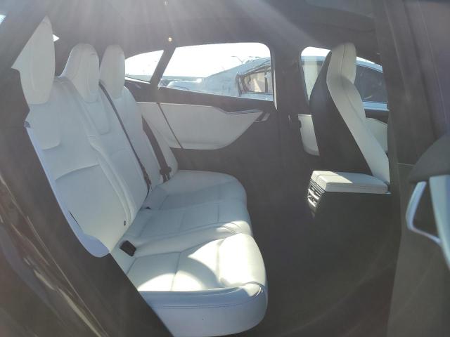 Photo 10 from auction – 2017 TESLA MODEL S with VIN 5YJSA1E20HF233198