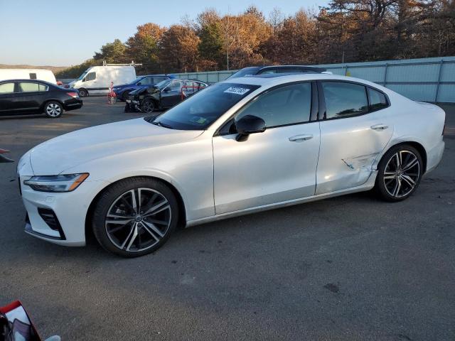 2022 VOLVO S60 B5 R-D