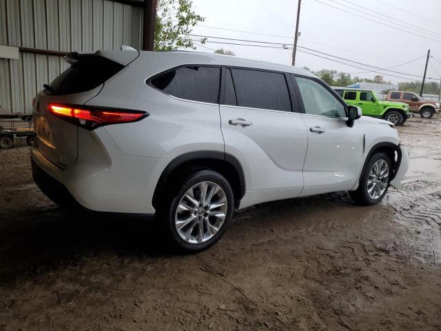 Photo 3 from auction – 2022 TOYOTA HIGHLANDER with VIN 5TDYZRAH8NS121123