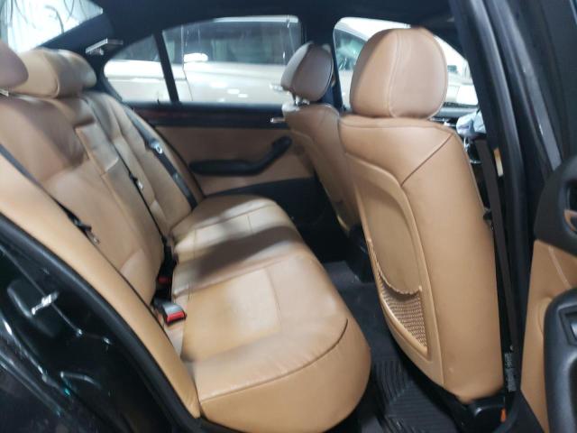 Photo 10 from auction – 2005 BMW 325 IS SUL with VIN WBAAZ33445KW75403