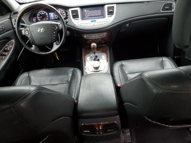 Photo 8 from auction – 2011 HYUNDAI GENESIS with VIN KMHGC4DF6BU126544