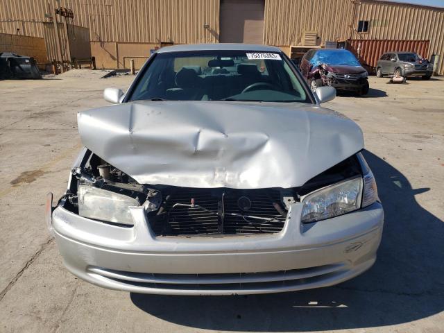 Photo 5 from auction – 2001 TOYOTA CAMRY LE with VIN 4T1BF22K71U964747