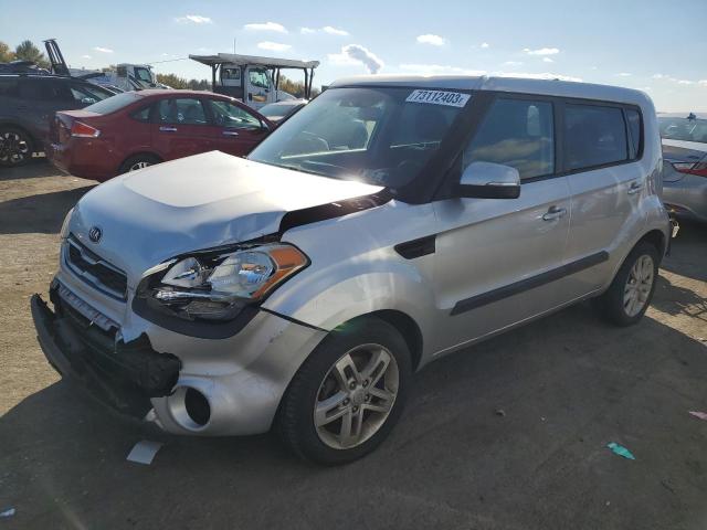 KIA SOUL + 2013 with VIN KNDJT2A62D7556270 - Photo from auction