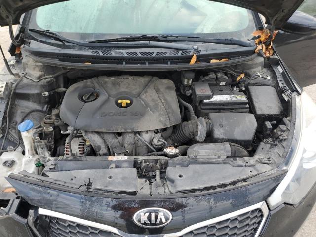 Photo 11 from auction – 2016 KIA FORTE LX with VIN KNAFK4A60G5487399
