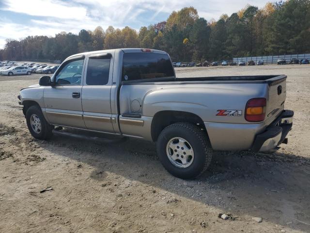 Photo 2 from auction – 2001 CHEVROLET SILVERADO with VIN 2GCEK19T911246411