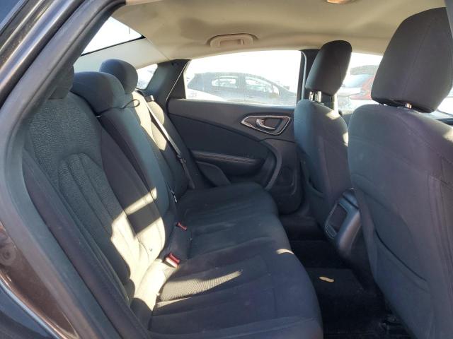 Photo 10 from auction – 2015 CHRYSLER 200 LIMITE with VIN 1C3CCCAB4FN570105