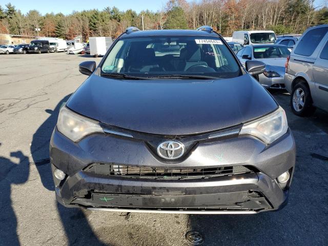 Photo 5 from auction – 2016 TOYOTA RAV4 XLE with VIN 2T3WFREV7GW268826