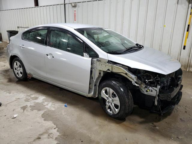 Photo 4 from auction – 2016 KIA FORTE LX with VIN KNAFK4A64G5529640