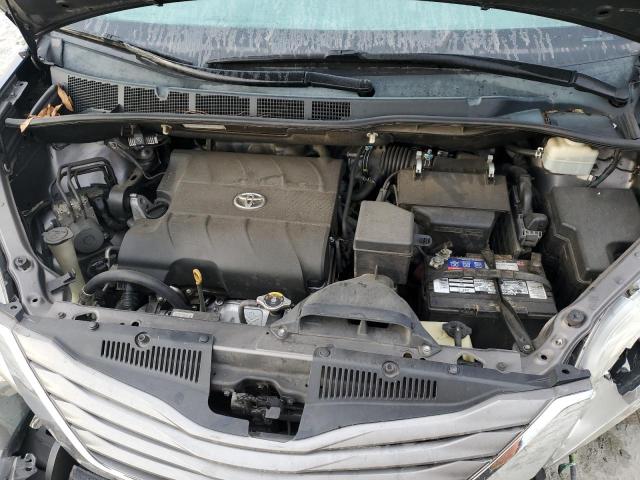 Photo 12 from auction – 2011 TOYOTA SIENNA XLE with VIN 5TDYK3DC1BS136866