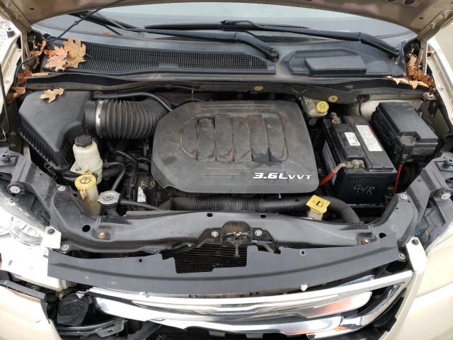 Photo 12 from auction – 2011 CHRYSLER TOWN & COU with VIN 2A4RR8DG0BR653028