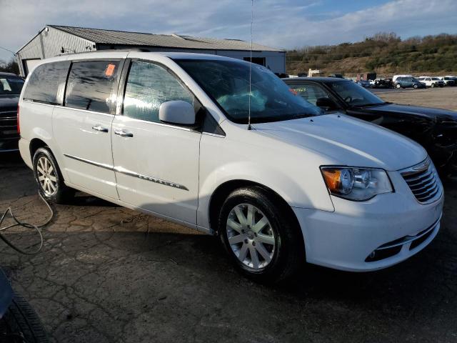Photo 4 from auction – 2016 CHRYSLER TOWN & COU with VIN 2C4RC1BG7GR194069