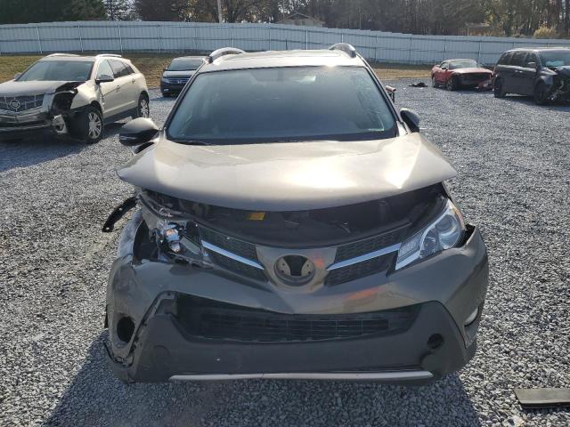 Photo 5 from auction – 2014 TOYOTA RAV4 XLE with VIN JTMWFREV1ED042081