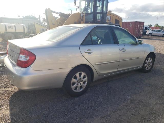 Photo 3 from auction – 2002 TOYOTA CAMRY LE with VIN JTDBF32K020004365