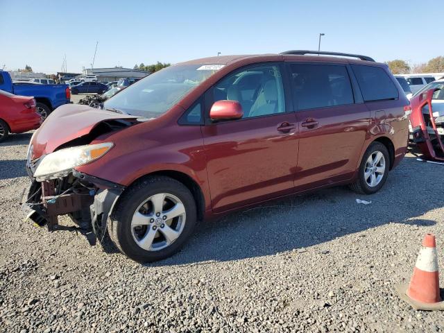 TOYOTA SIENNA LE 2011 with VIN 5TDKK3DC4BS099107 - Photo from auction