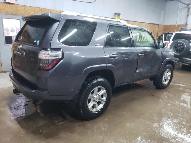 Photo 3 from auction – 2018 TOYOTA 4RUNNER SR with VIN JTEBU5JR3J5489131