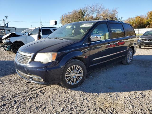 CHRYSLER TOWN & COU 2013 with VIN 2C4RC1CG4DR713914 - Photo from auction
