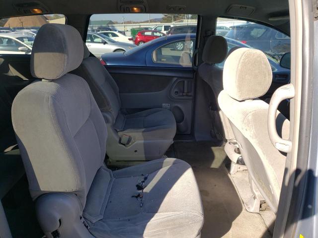 Photo 11 from auction – 2004 TOYOTA SIENNA CE with VIN 5TDZA23C64S061569