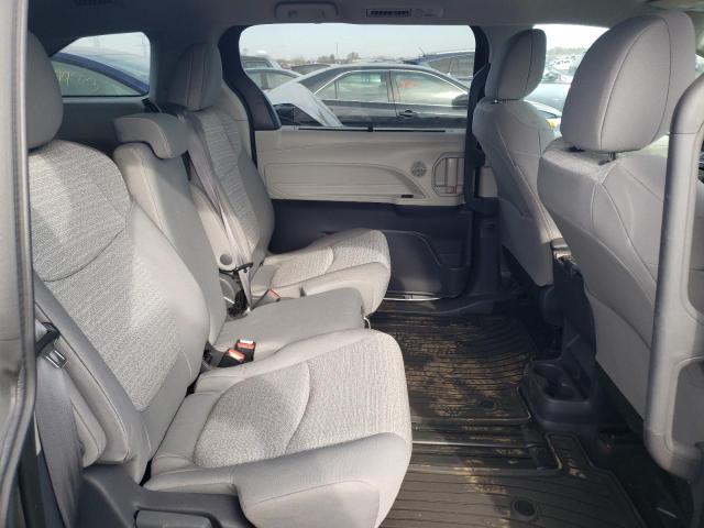 Photo 11 from auction – 2021 TOYOTA SIENNA LE with VIN 5TDKRKEC7MS032752