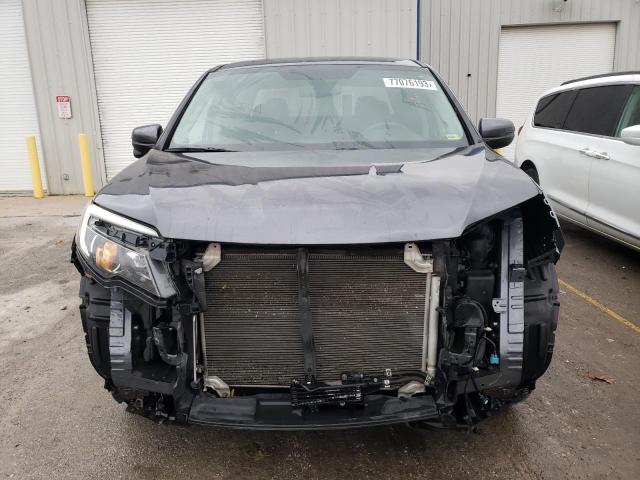 Photo 5 from auction – 2017 HONDA RIDGELINE with VIN 5FPYK3F68HB030104